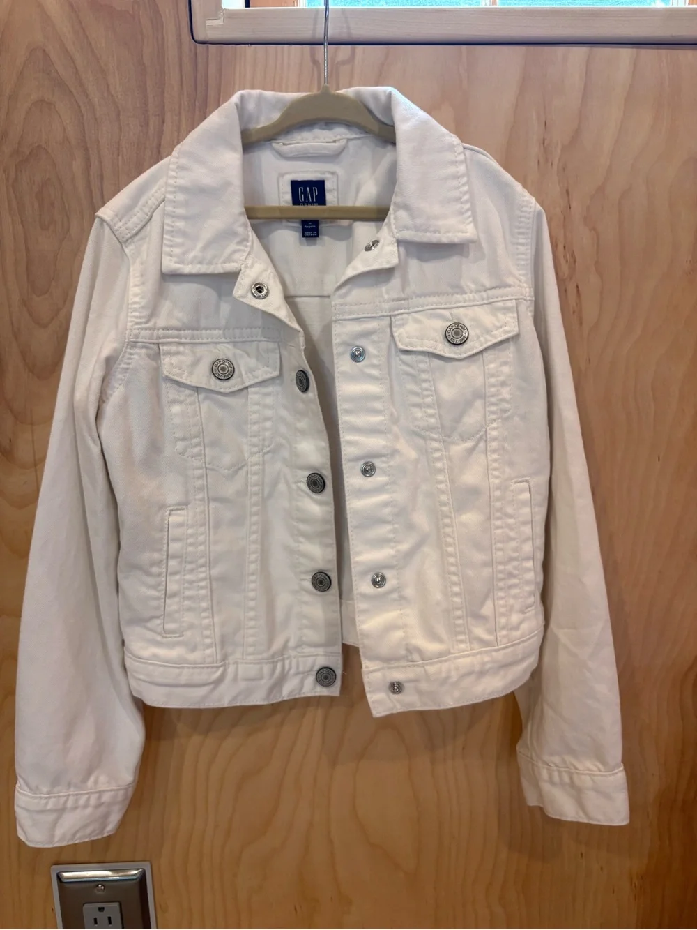 GAP Girl’s Medium White Jean Jacket